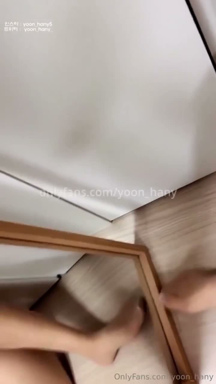 집에서 노팬티로 지내요~얼공허니